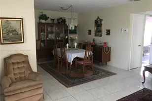 201 NE 14th Ave, Hallandale Beach, FL 33009 - Photo 3