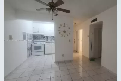 3640 NW 9th St #105, Miami, FL 33125 - Photo 11