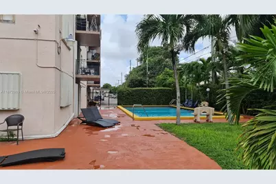 3640 NW 9th St #105, Miami, FL 33125 - Photo 27