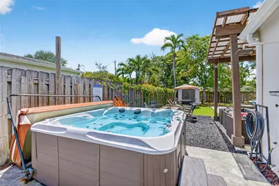708 SW 19th St, Fort Lauderdale, FL 33315 - Photo 27