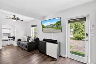 708 SW 19th St, Fort Lauderdale, FL 33315 - Photo 9