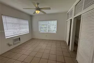 921 Meridian Ave, Miami Beach, FL 33139 - Photo 13