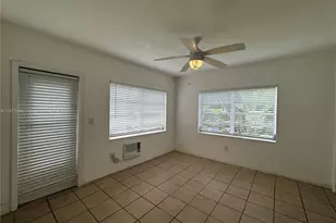 921 Meridian Ave, Miami Beach, FL 33139 - Photo 15