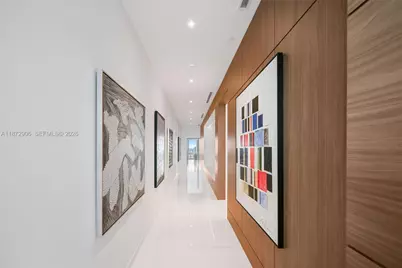 300 Biscayne Blvd Way #PH6001, Miami, FL 33131 - Photo 17