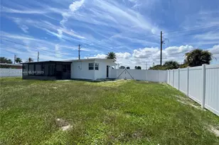 1011 NE Bianca, Palm Bay, FL 32905 - Photo 31