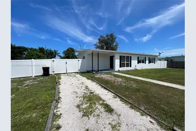 1011 NE Bianca, Palm Bay, FL 32905 - Photo 29
