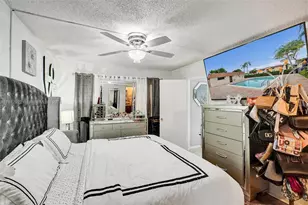 871 NE 207th Ln, Miami, FL 33179 - Photo 29