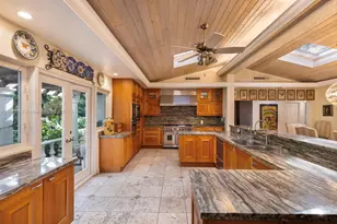 10100 Lakeside Dr, Coral Gables, FL 33156 - Photo 13