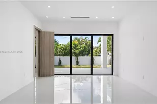 472 S Royal Poinciana Blvd, Miami Springs, FL 33166 - Photo 15