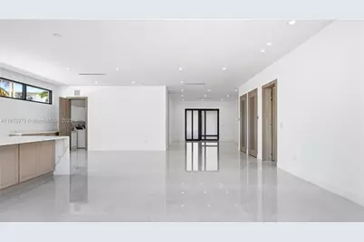 472 S Royal Poinciana Blvd, Miami Springs, FL 33166 - Photo 13