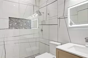 472 S Royal Poinciana Blvd, Miami Springs, FL 33166 - Photo 23