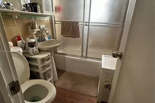 890 E 28th St, Hialeah, FL 33013 - Photo 11