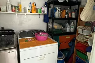 21140 NE 26th Ave, Miami, FL 33180 - Photo 37