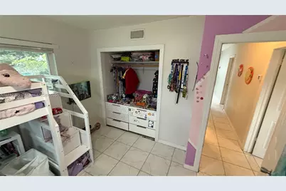 21140 NE 26th Ave, Miami, FL 33180 - Photo 53