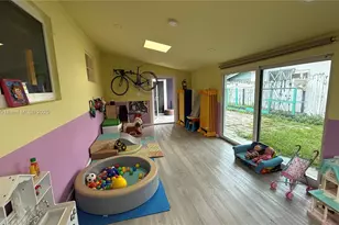 21140 NE 26th Ave, Miami, FL 33180 - Photo 21