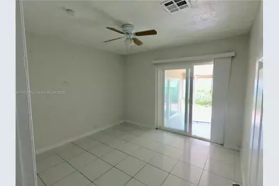 21140 NE 26th Ave, Miami, FL 33180 - Photo 13