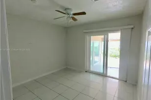 21140 NE 26th Ave, Miami, FL 33180 - Photo 13