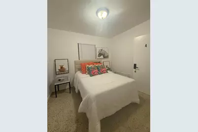 282 NW 98th St, Miami, FL 33150 - Photo 5