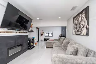 1946 NW 49th St, Miami, FL 33142 - Photo 9