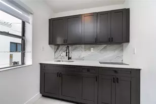 1946 NW 49th St, Miami, FL 33142 - Photo 23