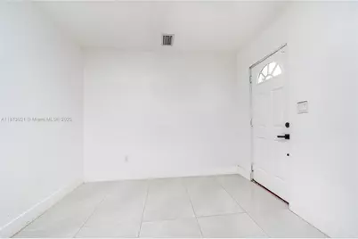 1946 NW 49th St, Miami, FL 33142 - Photo 21