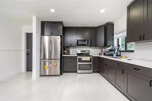 1946 NW 49th St, Miami, FL 33142 - Photo 11