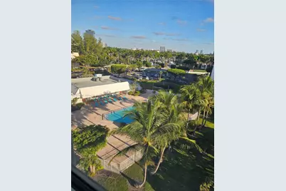 20400 W Country Club Dr #711, Aventura, FL 33180 - Photo 27