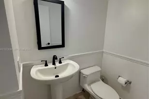 6365 Collins Ave, Miami Beach, FL 33141 - Photo 15