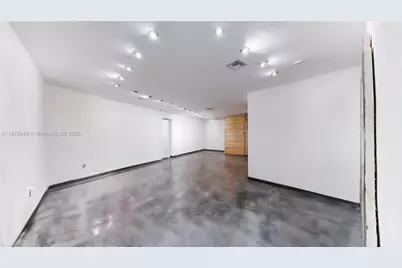 2101 Tigertail Ave, Miami, FL 33133 - Photo 37