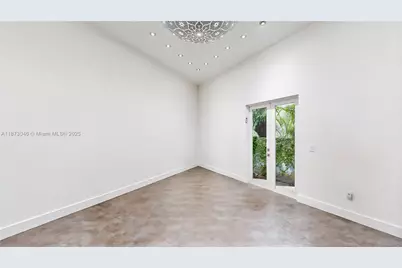 2101 Tigertail Ave, Miami, FL 33133 - Photo 39