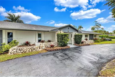 3211 Calle Largo Dr, Hollywood, FL 33021 - Photo 1