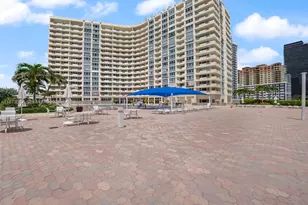 3180 S Ocean Dr, Hallandale Beach, FL 33009 - Photo 37
