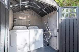 180 NW 59th St, Miami, FL 33127 - Photo 13