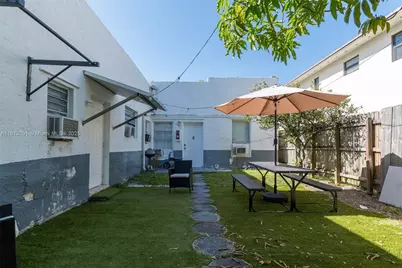 180 NW 59th St, Miami, FL 33127 - Photo 15
