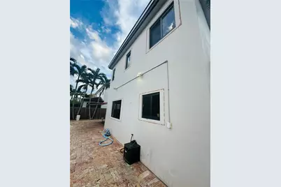 1608 SW 154th Ct, Miami, FL 33185 - Photo 5