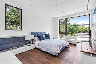 3009 Pine Tree Dr, Miami Beach, FL 33140 - Photo 59