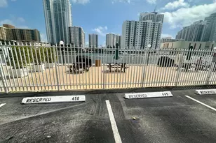 800 Parkview Dr, Hallandale Beach, FL 33009 - Photo 23