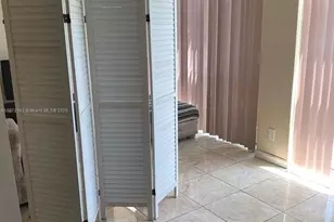 800 Parkview Dr, Hallandale Beach, FL 33009 - Photo 17