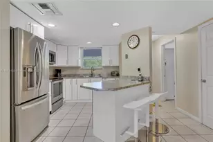 17801 N Bay Rd, Sunny Isles Beach, FL 33160 - Photo 23