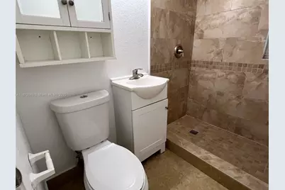 14721 Pierce St, Miami, FL 33176 - Photo 11