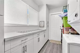 3083 NE 5th Terrace, Wilton Manors, FL 33334 - Photo 17