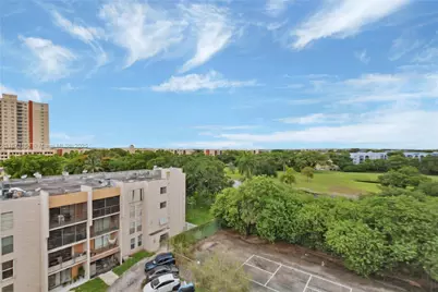 9682 Fontainebleau Blvd #714, Miami, FL 33172 - Photo 17