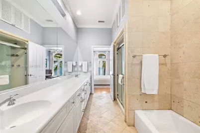 814 W Dilido Dr, Miami Beach, FL 33139 - Photo 11