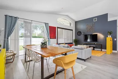 1572 NW 135th Ave, Pembroke Pines, FL 33028 - Photo 25