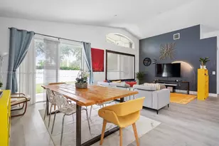 1572 NW 135th Ave, Pembroke Pines, FL 33028 - Photo 25