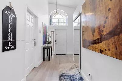 1572 NW 135th Ave, Pembroke Pines, FL 33028 - Photo 27