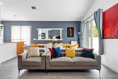 1572 NW 135th Ave, Pembroke Pines, FL 33028 - Photo 13