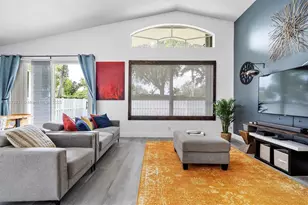 1572 NW 135th Ave, Pembroke Pines, FL 33028 - Photo 7