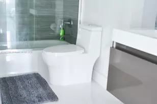 100 Lincoln Rd, Miami Beach, FL 33139 - Photo 11