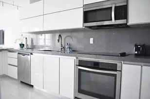 100 Lincoln Rd, Miami Beach, FL 33139 - Photo 5